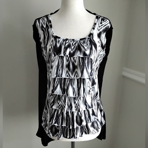 IZ byer Blouse - Picture 2 of 6